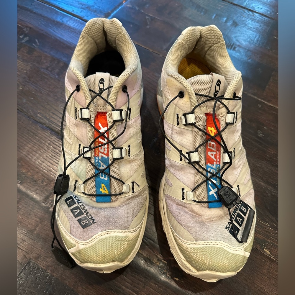 Salomon XT-4 Beige and Black Trail Running Shoes